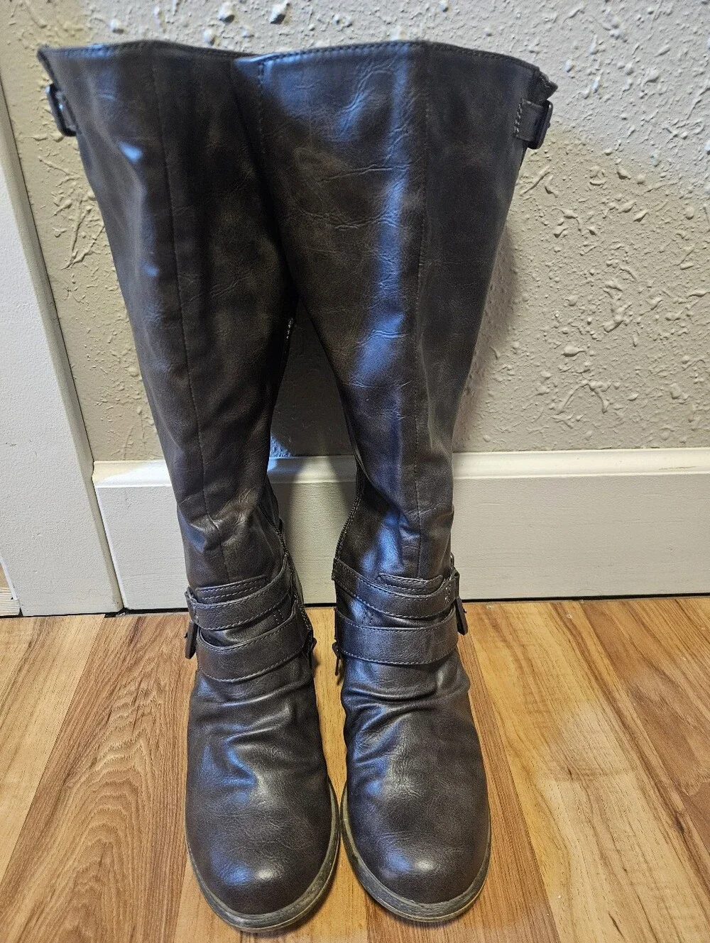 Carlos Santana Women's Knee-High Boots in Charcole Grey